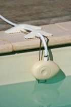 Régulateur de niveau automatique NivOmatic installé sur margelles